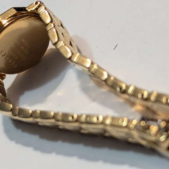0Rare Vintage Womens Ladies Gold Lassale by Seiko Faceted Crystal Elegant